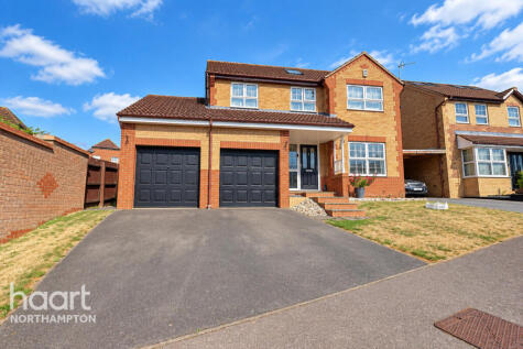 Campanula Close, Northampton