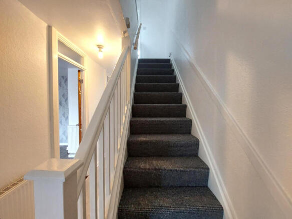 3 bed Terraced to rent Image 9