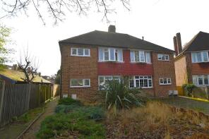 1, Bramley Close, Twickenham TW2 7ET