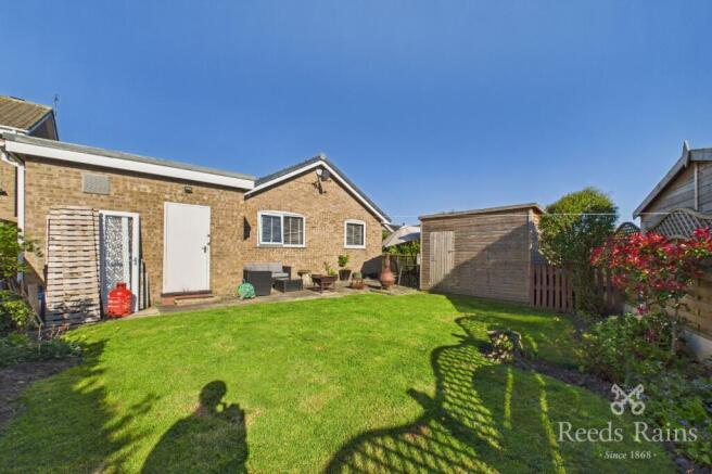 3 bed Bungalow for sale Image 11
