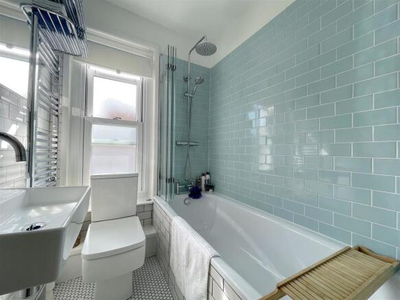 Bathroom (1).jpeg