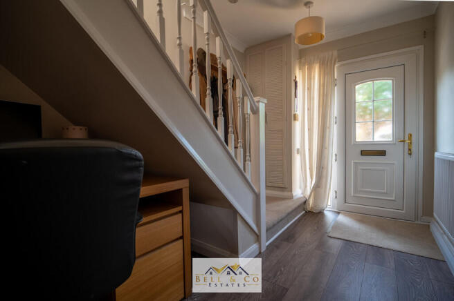 3 bed Semi-Detached for sale Image 11