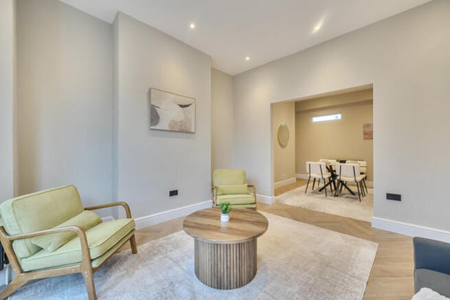 1408051-18-698623...