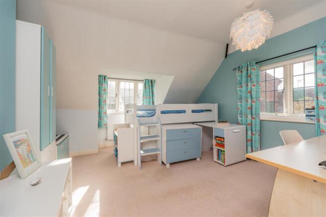 Long-Lane-Leicester-detached-house-IMG_0040.jpg