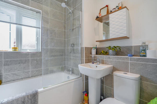 2 bed Semi-Detached for sale Image 10