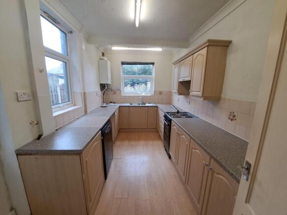 3 bed Terraced for sale Image 4