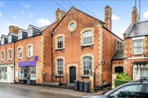 Flat 5, 9 Ashcroft Hall, Ashcroft Road, Cirencester GL7 1RA