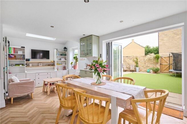 4 bed End of Terrace for sale Image 6