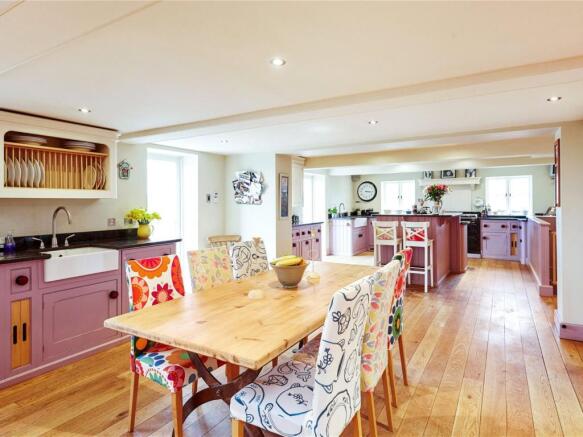 Kitchen/Breakfast Rm