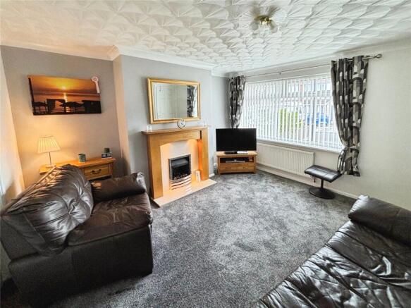 3 bed Semi-Detached for sale Image 9