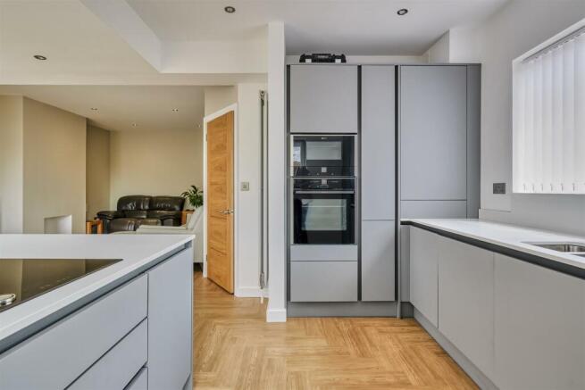41 Drayton Rd Irthlingborough-16.jpg