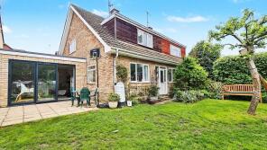 75, Bridge Street, Brackley NN13 7FF