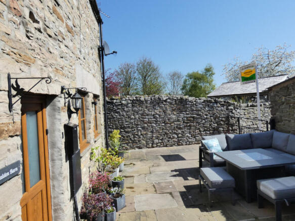 2 bed Semi-Detached for sale Image 9