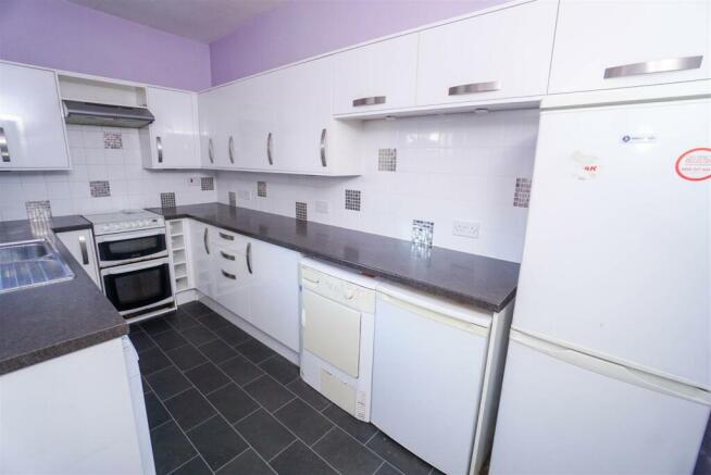 KITCHEN (1 of 1).jpg