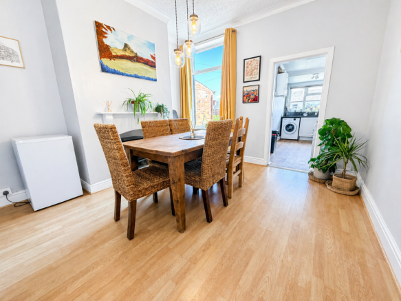 Dining room image 2.png
