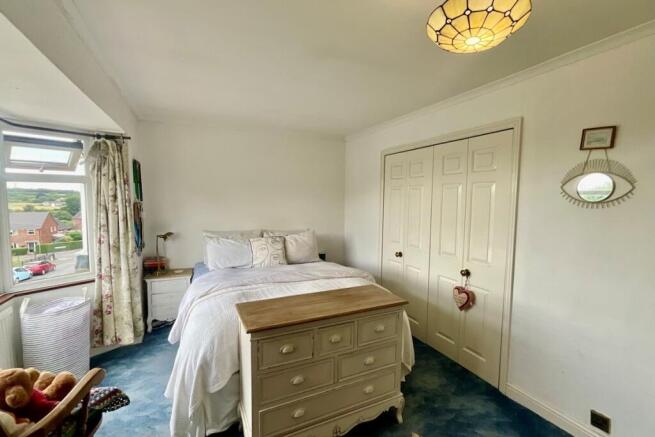 2 bed Semi-Detached for sale Image 9