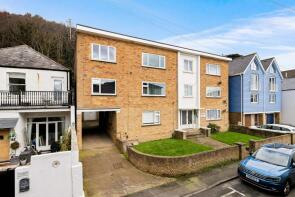 Flat 6, Southover Court, Wilberforce Road, Folkestone CT20 3HY