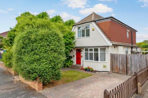 Cottimore Crescent, Walton-on-Thames, KT12