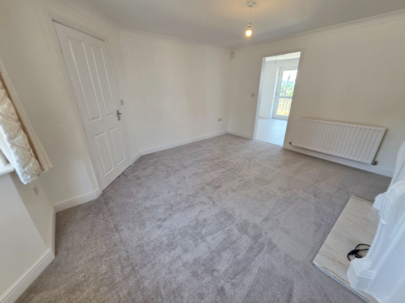 3 bed Semi-Detached for sale Image 5