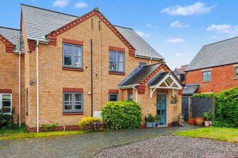 Todenham Road, Moreton-In-Marsh, GL56