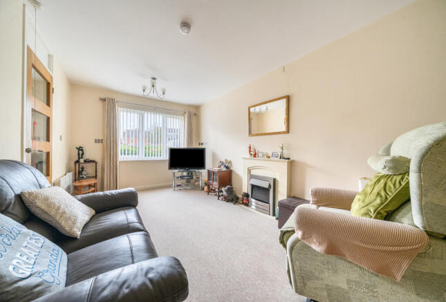 1369236-5-68f25c5...