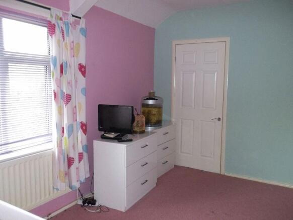 Bedroom 1 -...