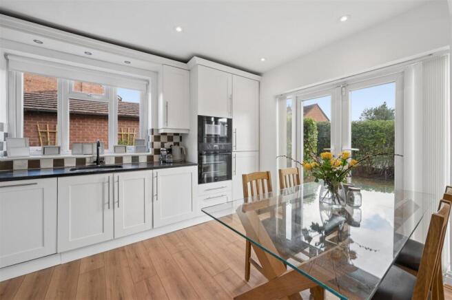 Kitchen-Family Room