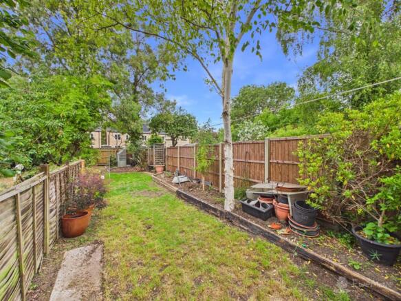 Garden- Mark Stephens EweMove Newmarket and Soham