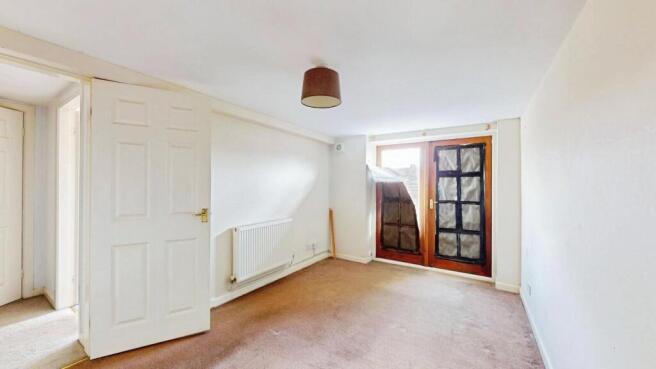 2 bed Apartment for sale Image 6