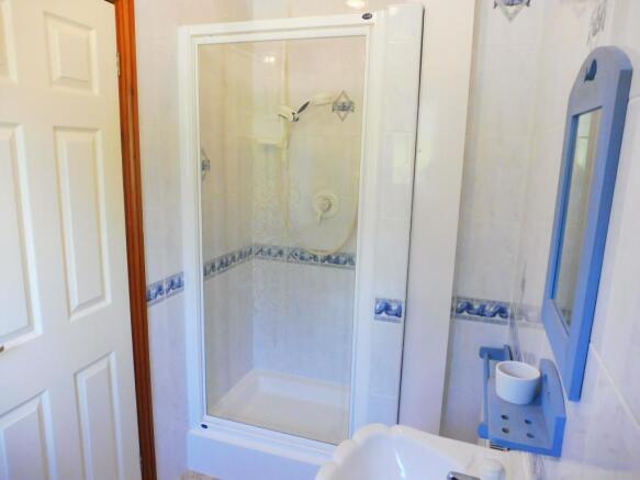 En-suite Bathroom
