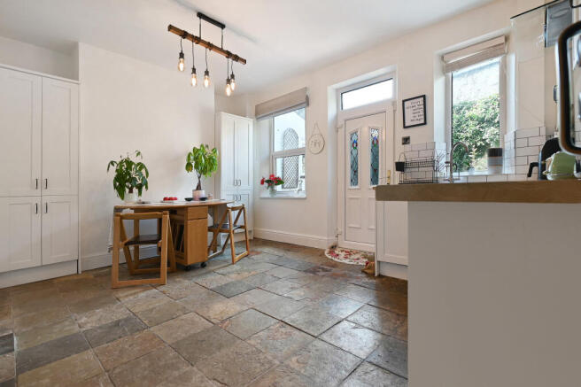 2 bed End of Terrace for sale Image 9