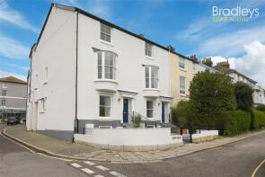 15, North Parade, Penzance TR18 4SH