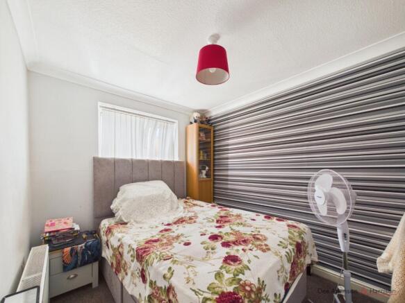3 bed Semi-Detached for sale Image 7