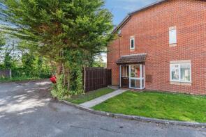 15, Wetherby Court, Southampton SO40 8UU