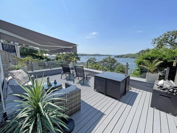 Wolseley Road 850 - Decking for Front....jpg