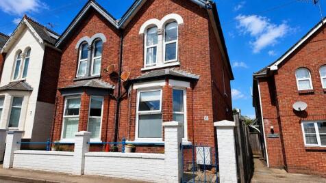 Coronation Road, Cowes