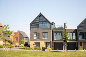 3, Songhurst Gardens, Crawley RH11 9TZ
