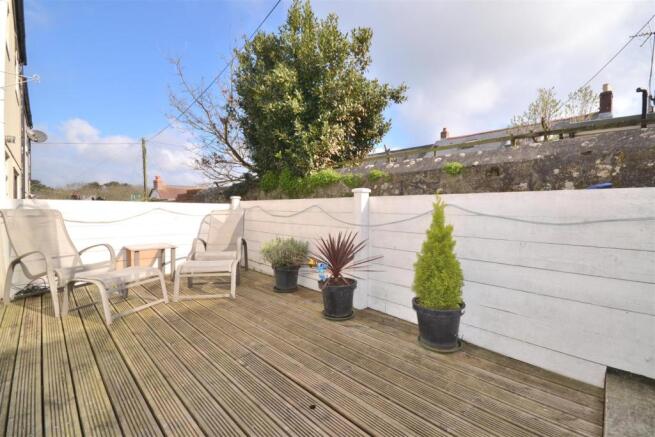 Rear Decking Area