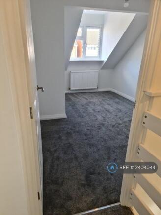 2nd Bedroom 