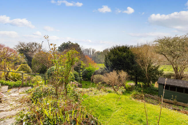 A07 - Avon House, Kingsbridge - 260304