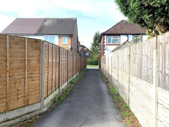 Oldcastle Avenue, Bradwell, Newcastle, ST5 8HG  photo 4