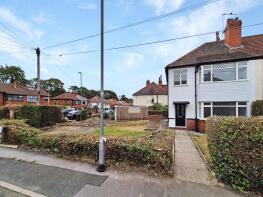 1, St Anns Green, Burley, Leeds LS4 2SD