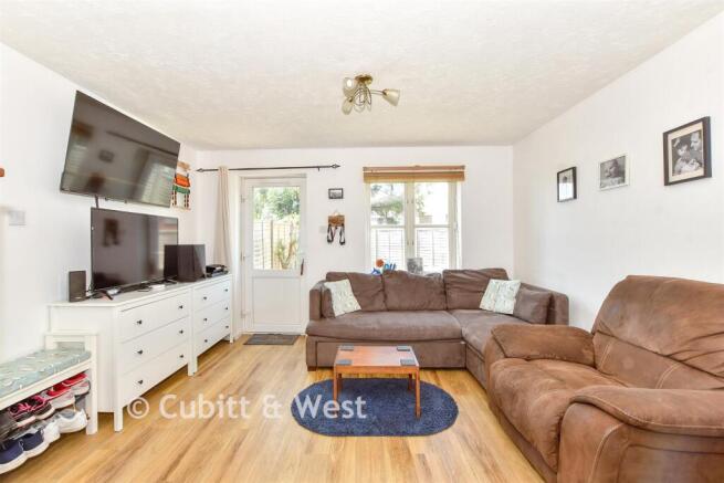 Sitting/Dining Room