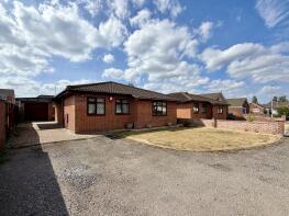 8, Underwood Close, Poole BH17 7EX