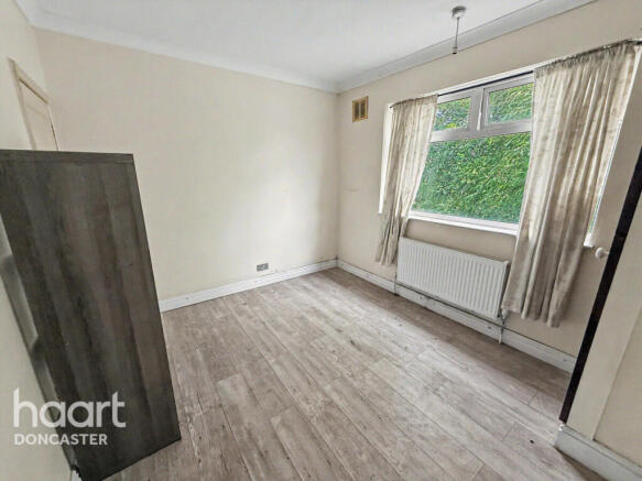 2 bed Terraced for sale Image 8