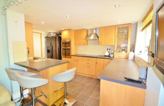 Kitchen / Breakfast 