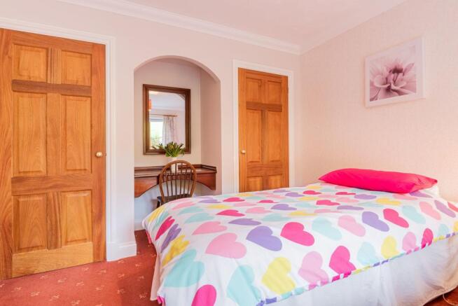 Bedroom, Honeysuckle Hill