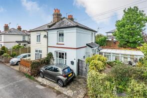 8, Magazine Place, Leatherhead KT22 8AZ
