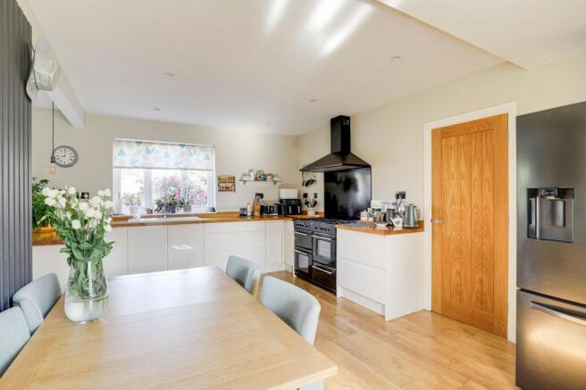 Open Plan Living/Kitchen Area