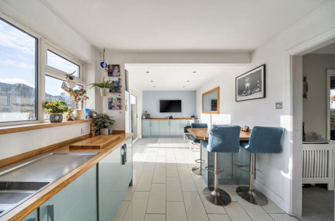 1387069-30-6931b0...